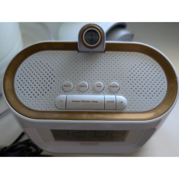 Sharp Alarm Clock - Picture 4 of 4